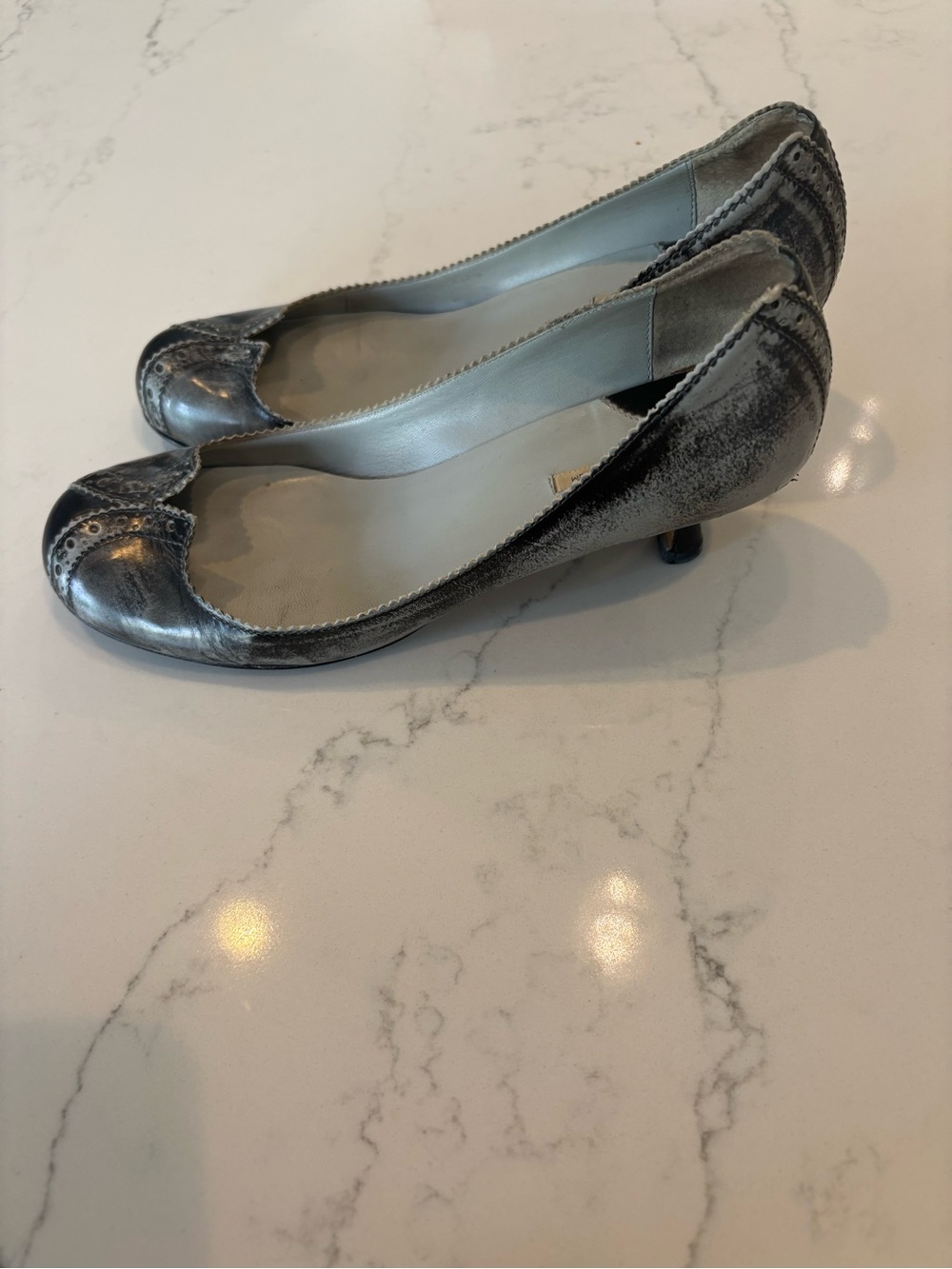 Max Studio Metallic Silver and Black Low Heel Pumps SW - Picture 6 of 11